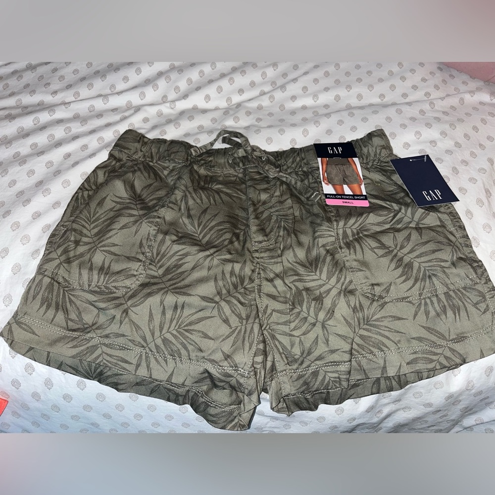 GAP Linen Shorts Size Small